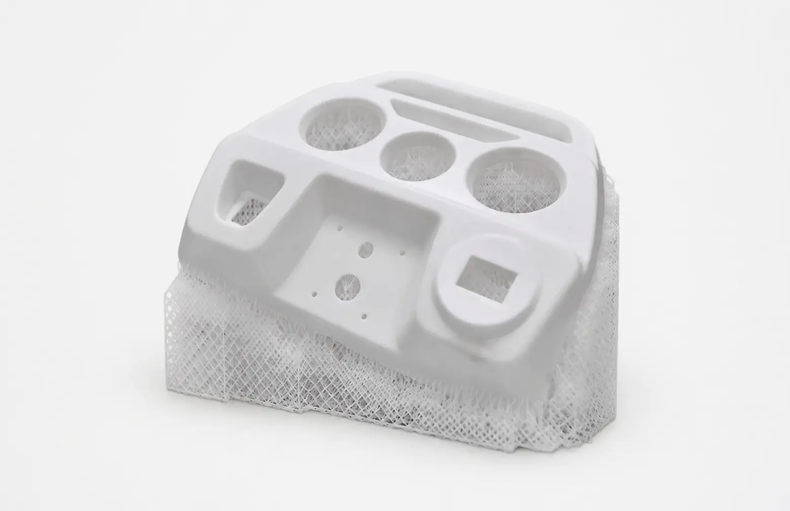 Large polymer automotive panel prototype on supports